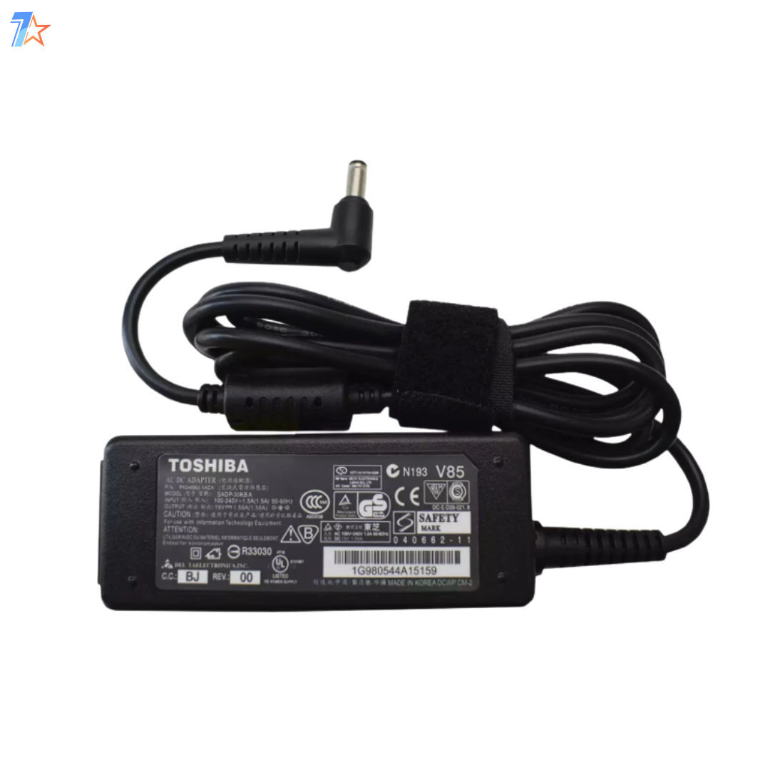 TOSHIBA 19V-1.58A (5.5X2.5) (1)